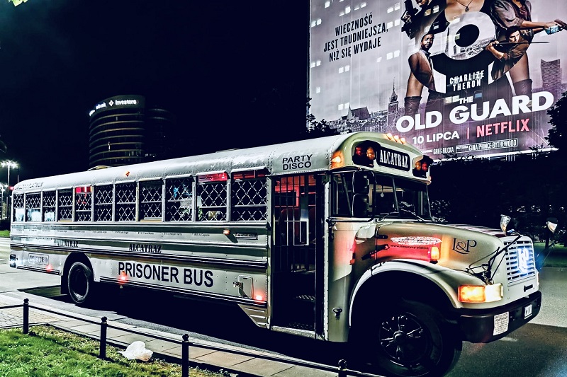 imprezowa więźniarka warszawa